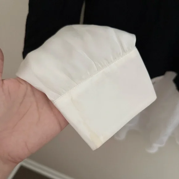 White House Black Market White House Black Market - Picture 6 of 11